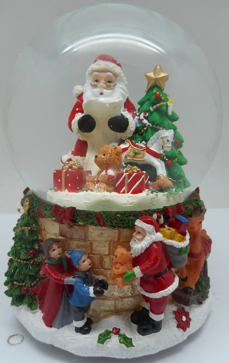 100MM SANTA WITH LIST WATERGLOBE